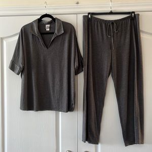 Natori loungewear Gray 2 piece set XL